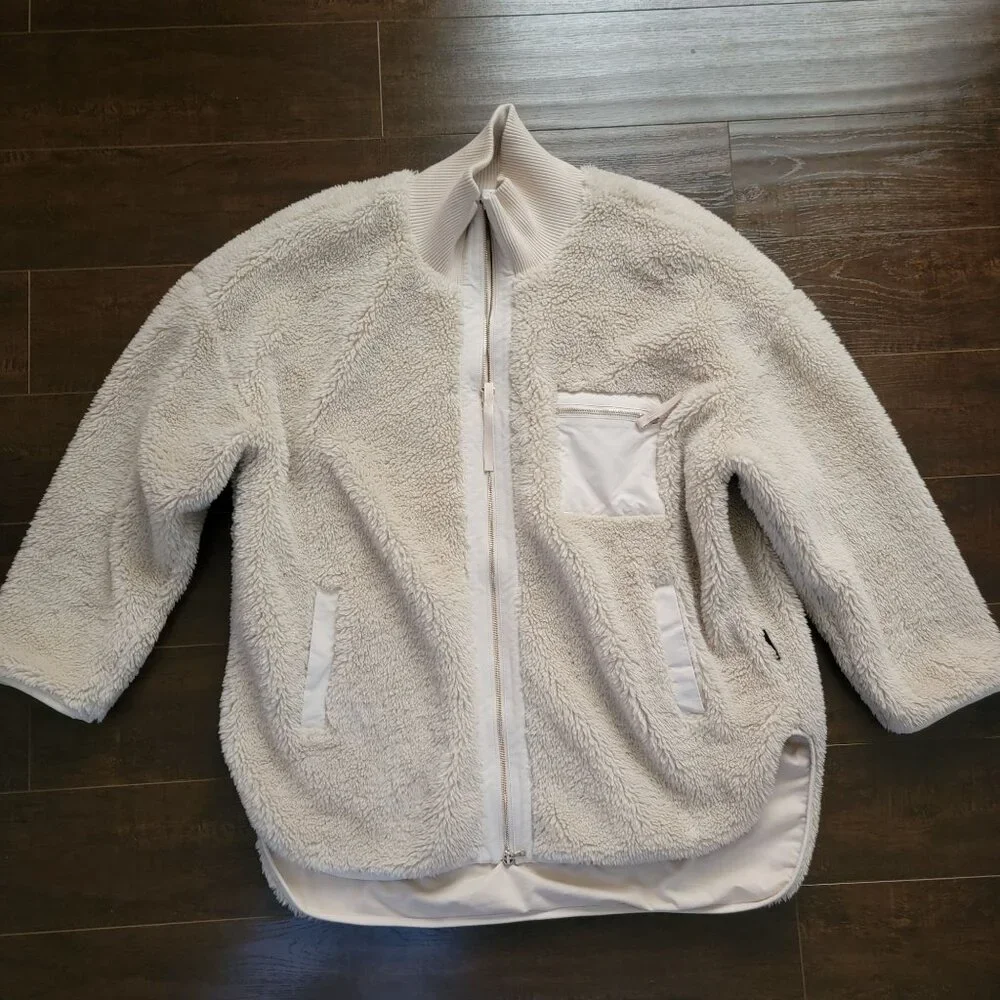 Varley Marney Sherpa Jacket Womens 1X Cozy Winter Outdoors Gorpcore Neutral - Picture 2 of 7